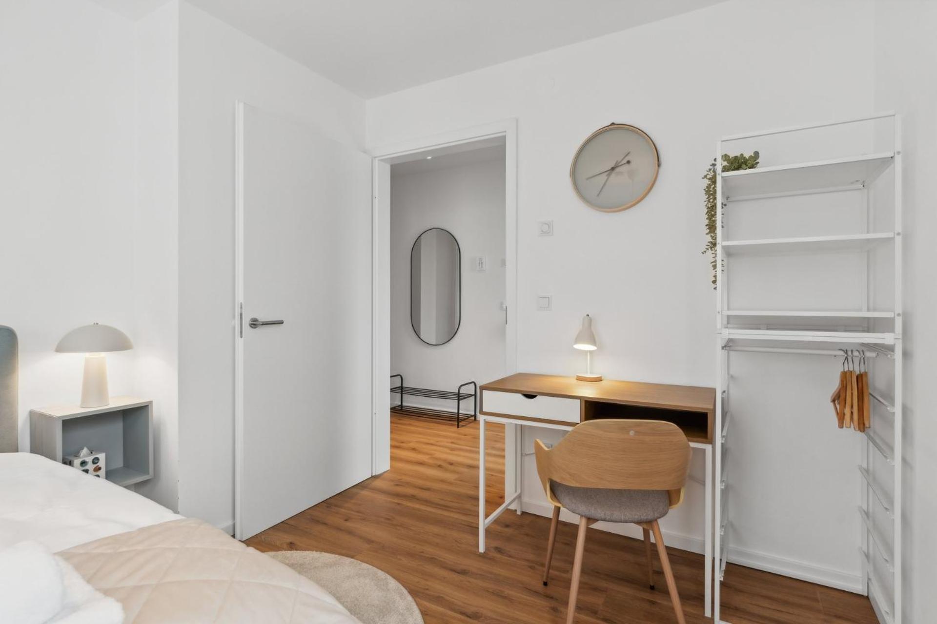 Deluxe Apartment In Bielefeld City Mit Parkplatz Und Balkon Exteriör bild